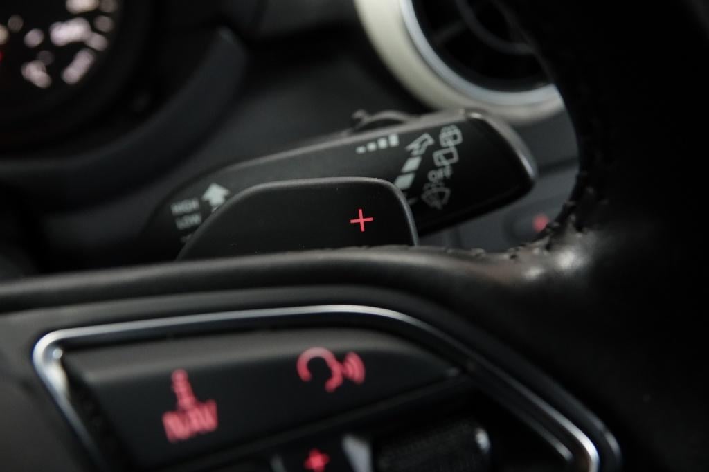 Audi A1 1.4 tfsi | stoelverw. | automaat | 18" | pdc |