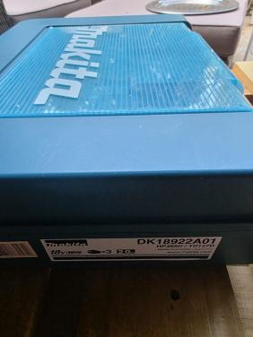 Makita 18V combiset boormachine en slagschroevendraaier