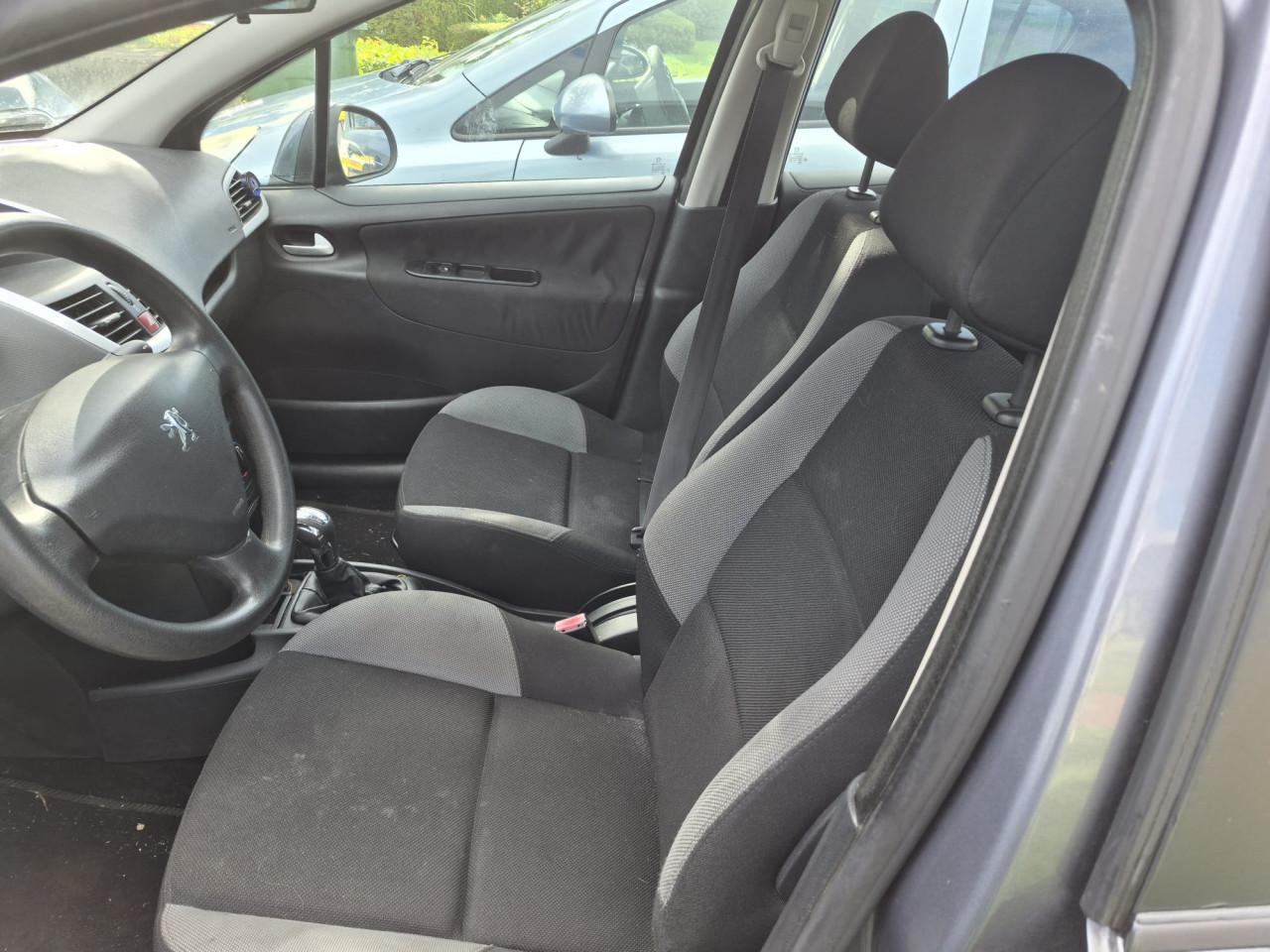 Peugeot 207/207+ 1.4-16V Vti  Apk 10-8-2027