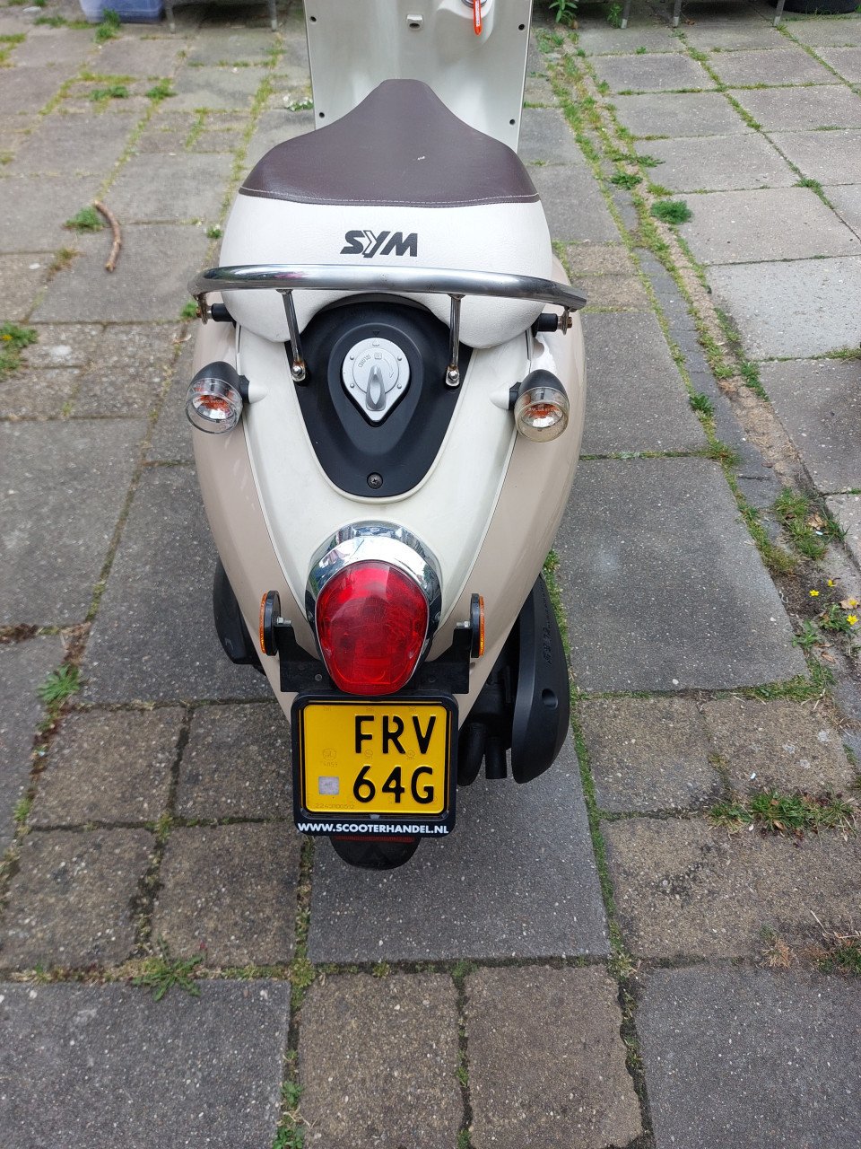 Sym mio 50