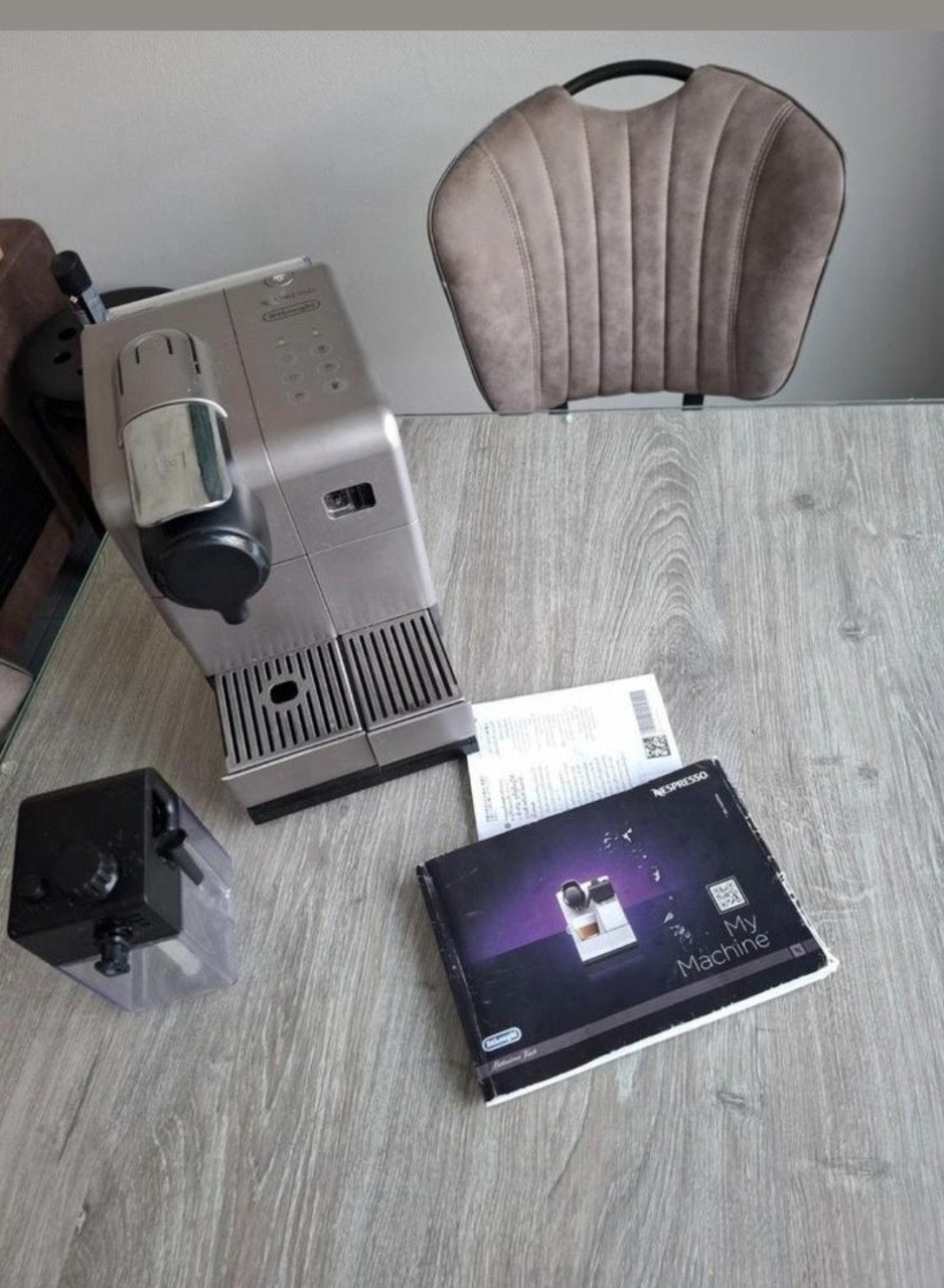 Nespresso DeLonghi EN 550 S