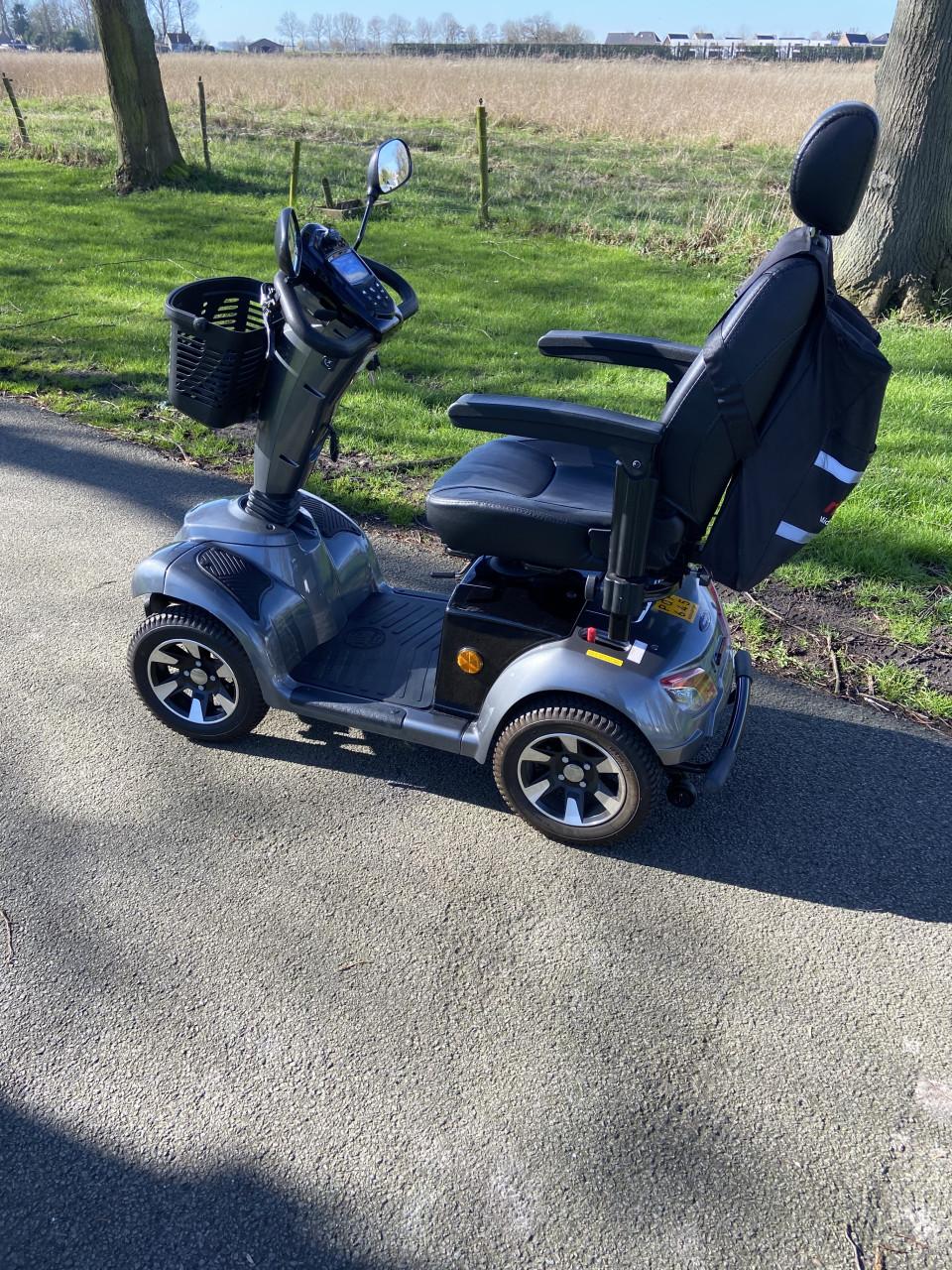 MANGO LEOPARD 4 LITHIUM V25082 RIJBEREIK 100-125KM