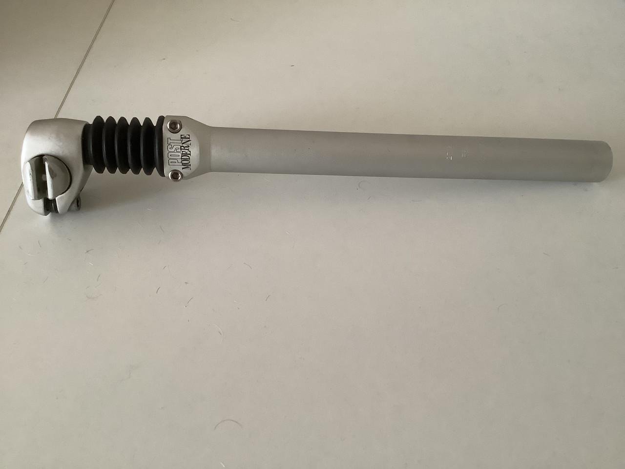 Verende aluminium zadelpen van Post Moderne 27,2 mm x 25 cm