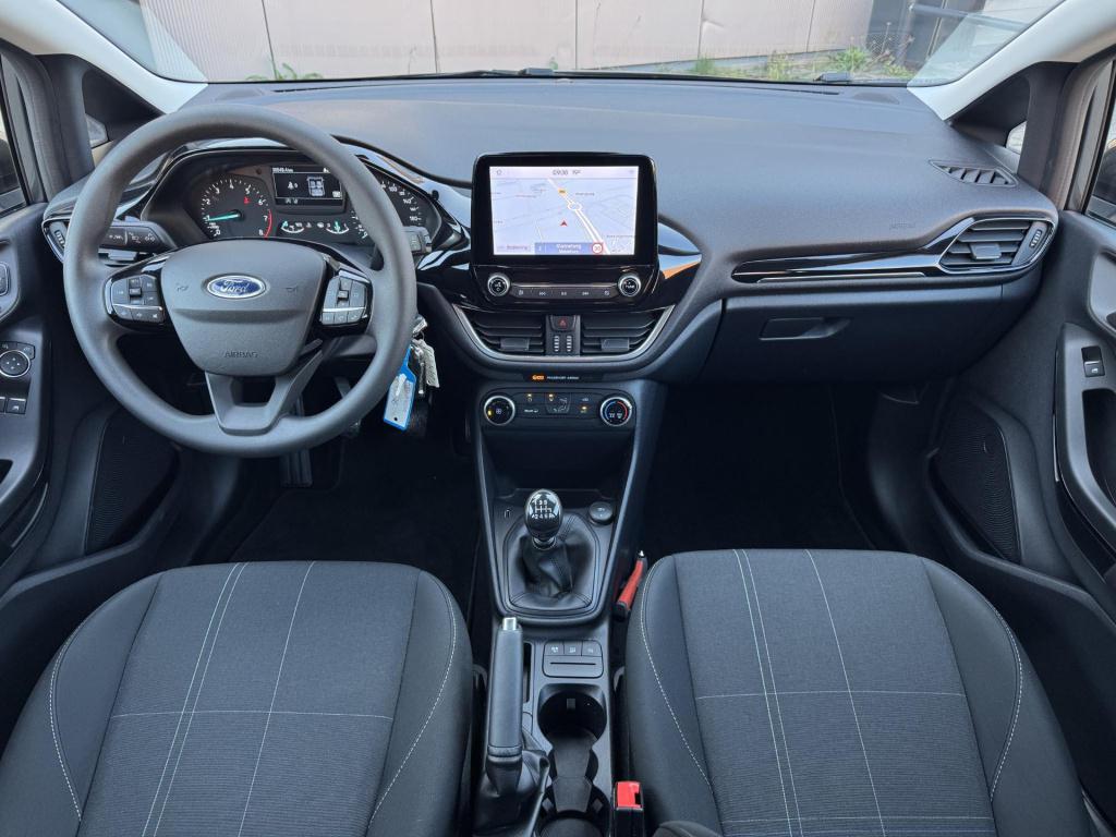 Ford Fiesta 1.0 ecoboost connected nl-auto, groot navischerm!