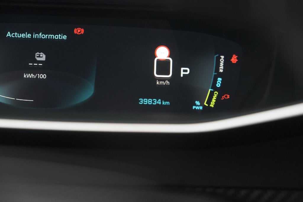 Peugeot E-2008 ev gt pack 50 kwh | schuif-/kanteldak | adaptieve cruise con