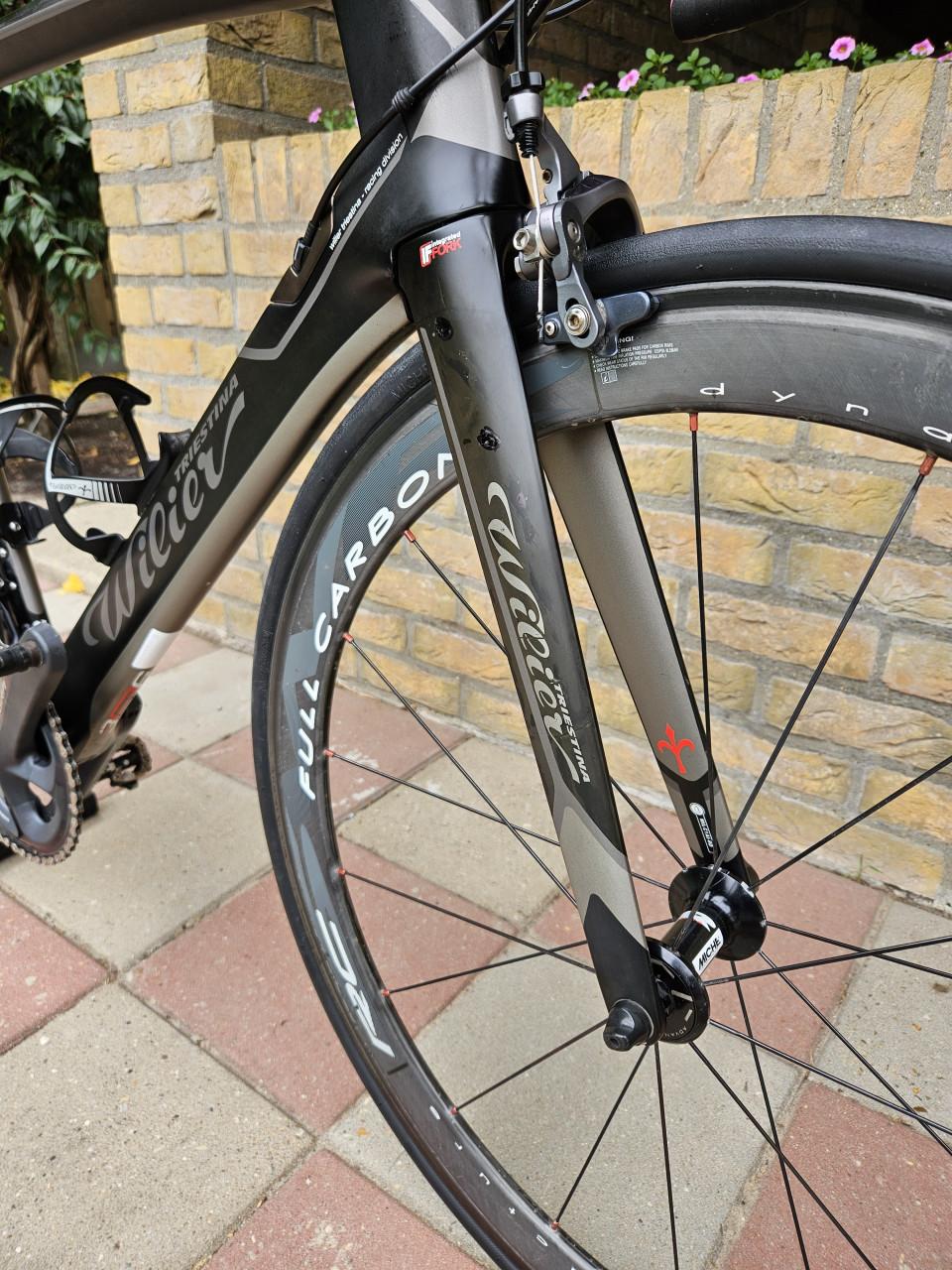 Snelle Willier Cento 1 AIR racefiets in de maat L.