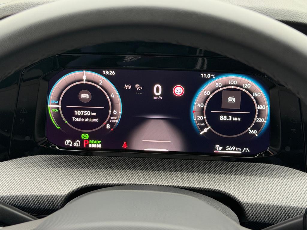 Volkswagen Golf 1.5 ehybrid gte 272pk | black style | iq light | camera | h