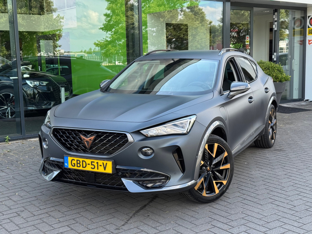 Cupra Formentor 1.4 e-hybrid business * matt grijs * navigatie * trekhaak