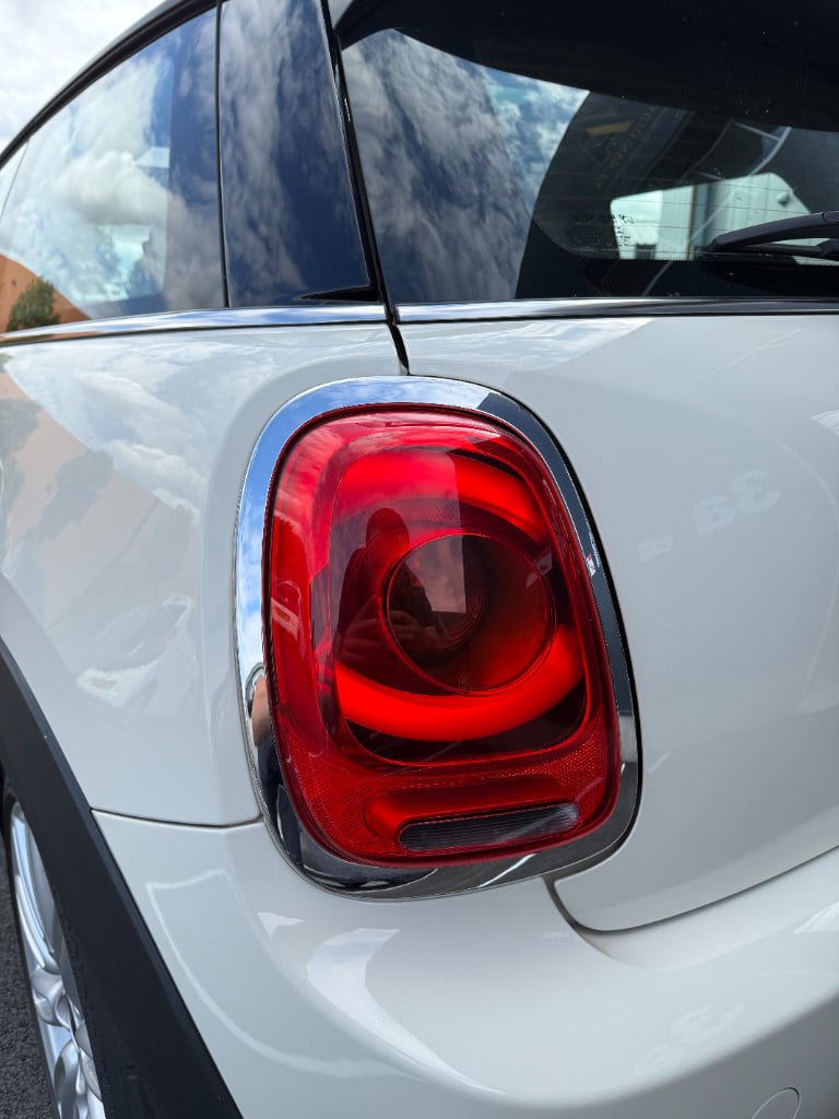 Mini Cooper 1.5 - chili - pano