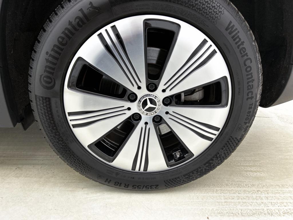 Mercedes-Benz Eqa 250 business solution luxury 67 kwh ledkoplampen | parkee