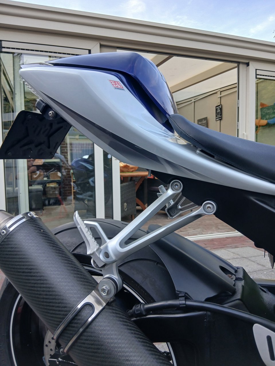 Suzuki gsx 1000 k5  gereserveerd