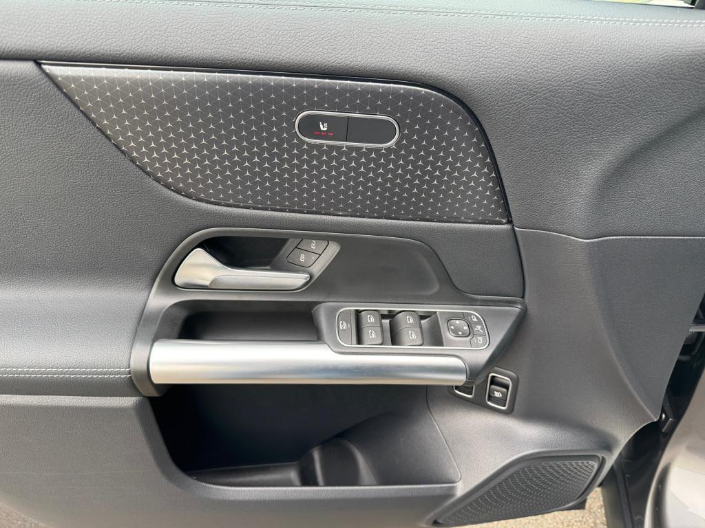 Mercedes-Benz Gla-klasse 250 e progressive line advanced automaat ,elektris