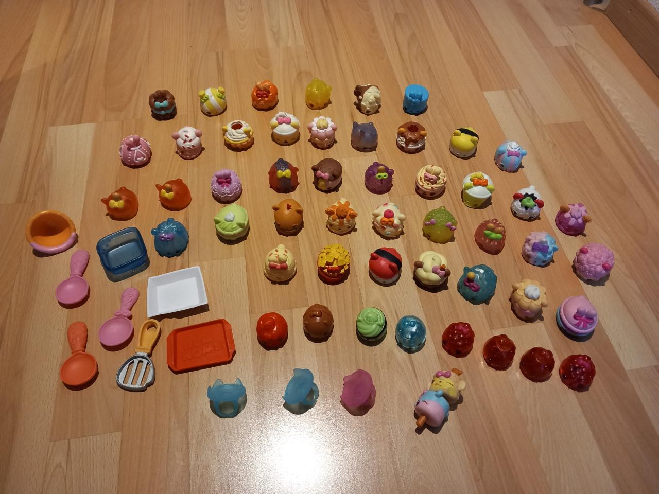 Set speelgoed, puzzel, knuffels, knutsel