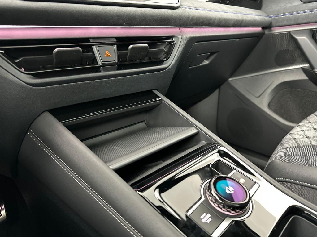 Volkswagen Tiguan r-line edition plug in hybride 204 pk black style pakket