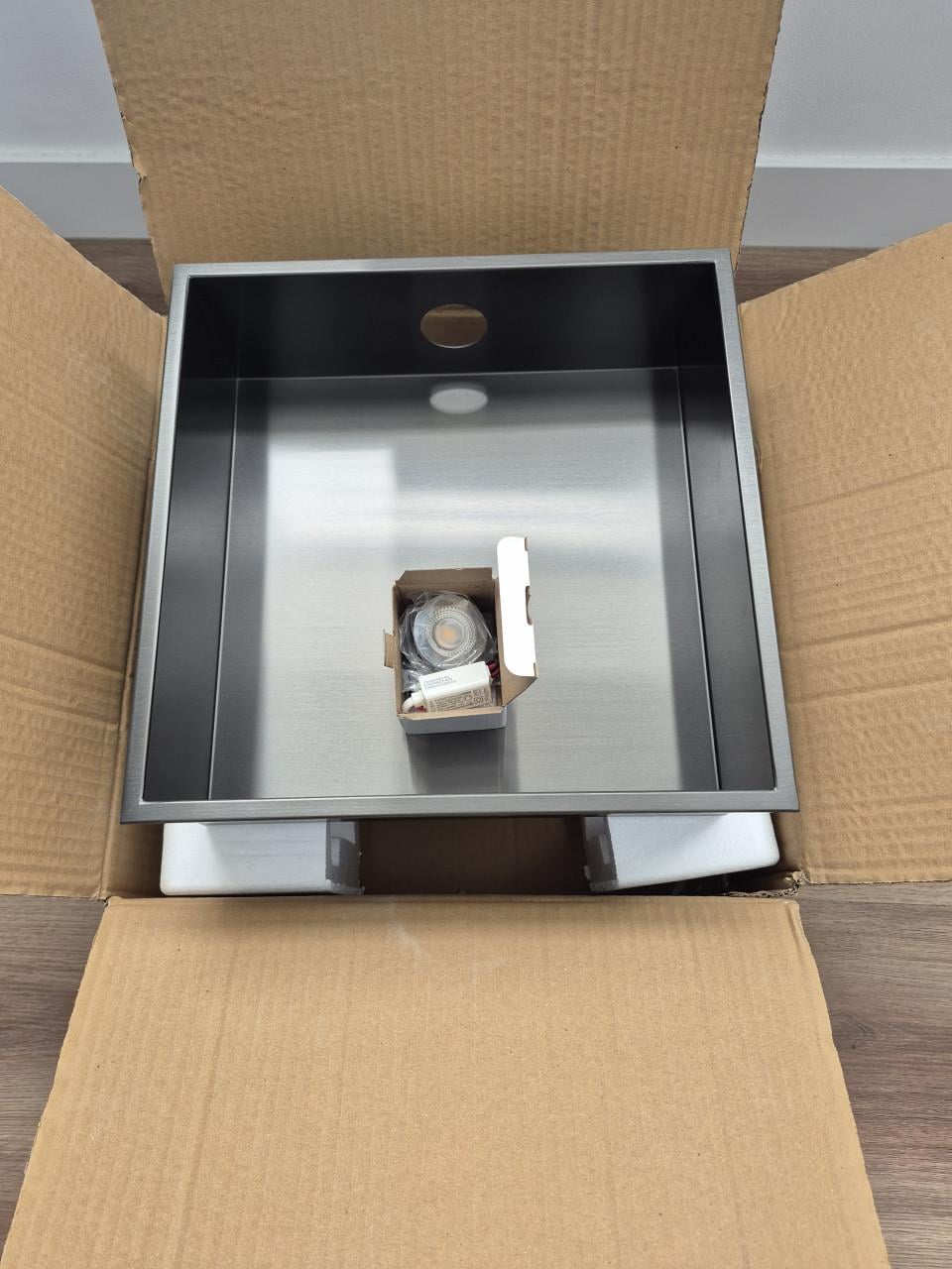 Inbouwkoof (gun metal) met ledverlichting