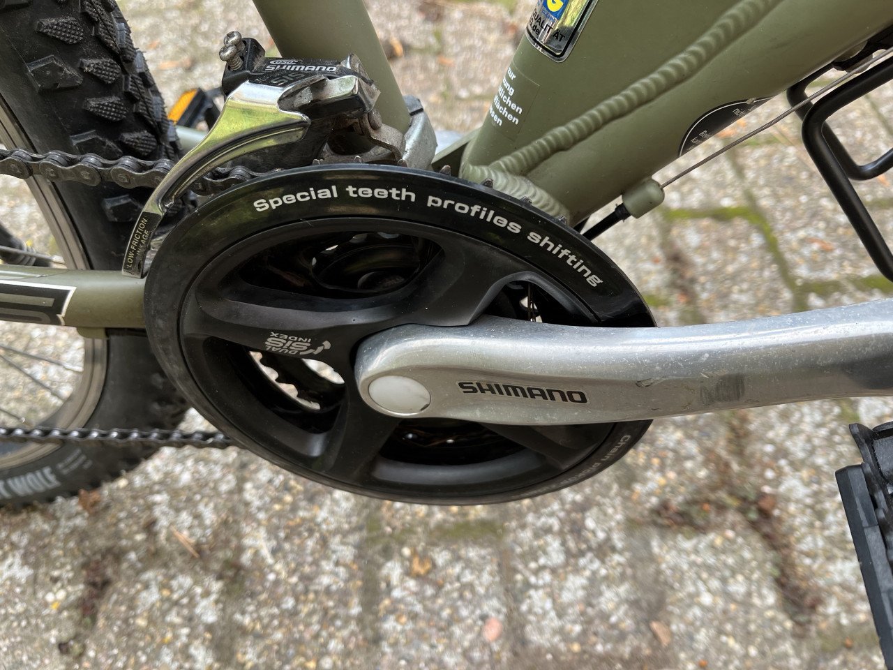 Mountainbike Bulls DH-100 Sport 21 versn. vering 1 sch rem enz.