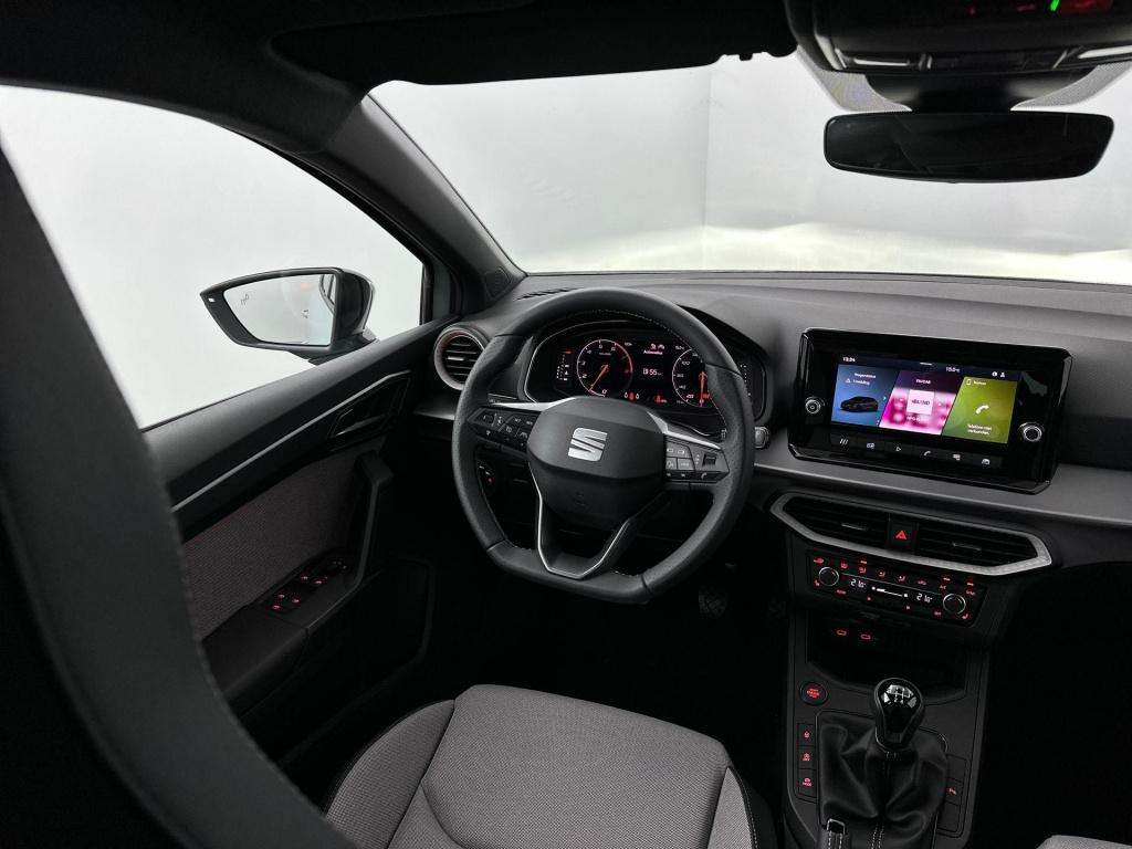 Seat Ibiza 1.0 etsi fr business connect 95pk
