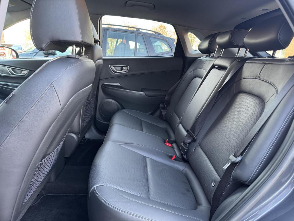 Hyundai Kona ev premium 64 kwh soh 97%, 3-fase lader nl-auto!