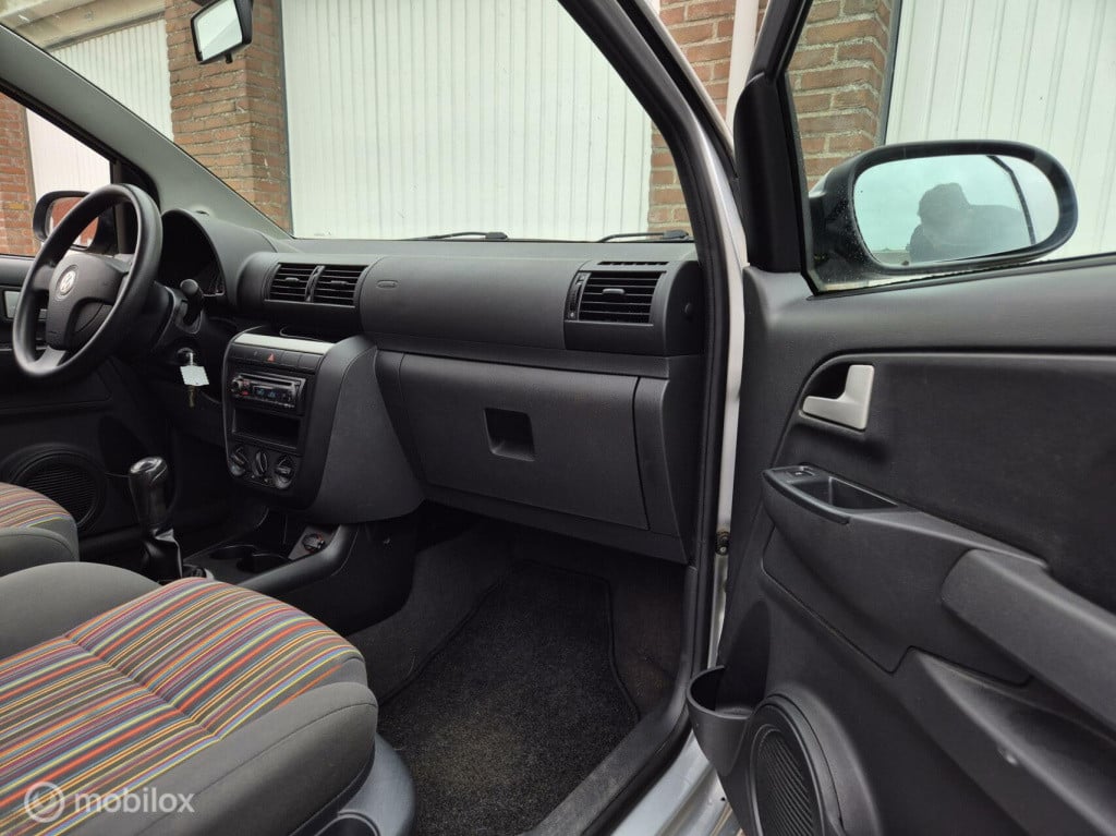 Volkswagen Fox 1.4 origineel nl / airco / nieuwe apk