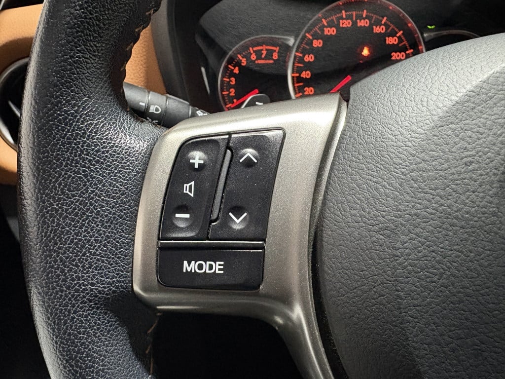 Toyota Yaris 1.3 vvt-i style