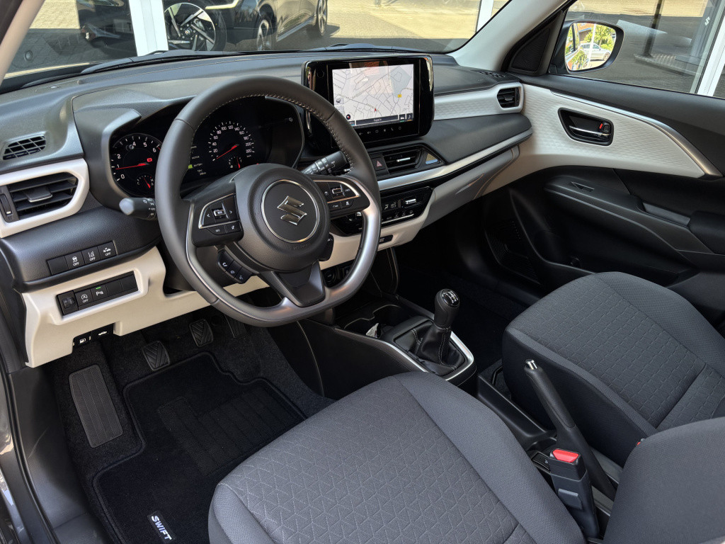 Suzuki Swift 1.2 style smart hybrid