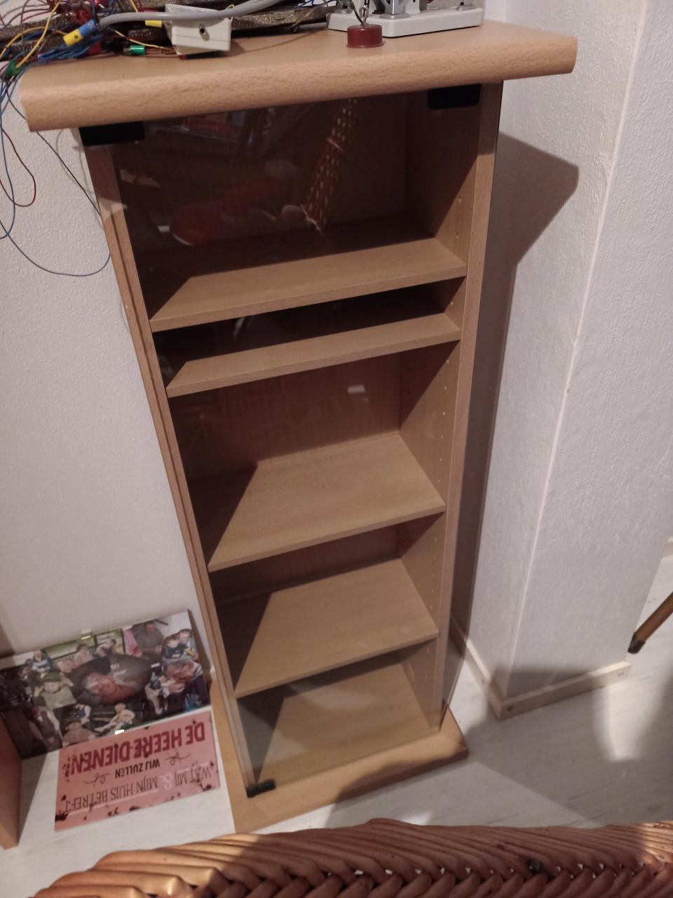 Grenen kast en dvd kastje