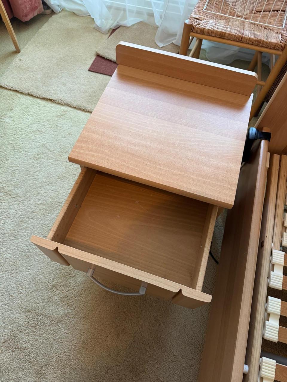 Senioren  ledikant electrice  hout