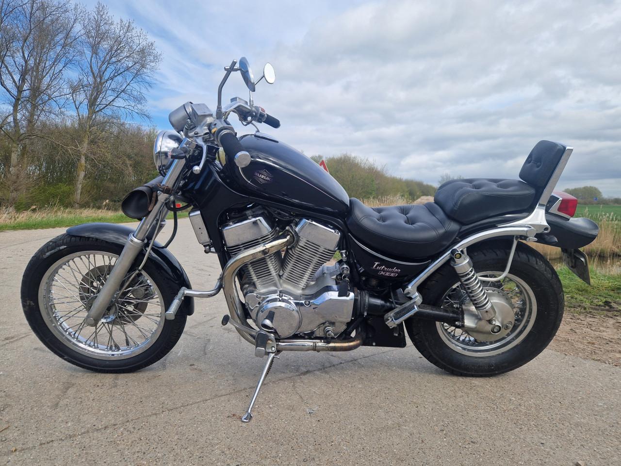 Dikke Suzuki intruder vs 1400