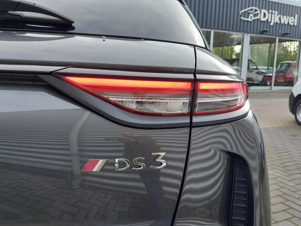 Ds Ds 3 crossback 100 performance line navi/cam/keyless