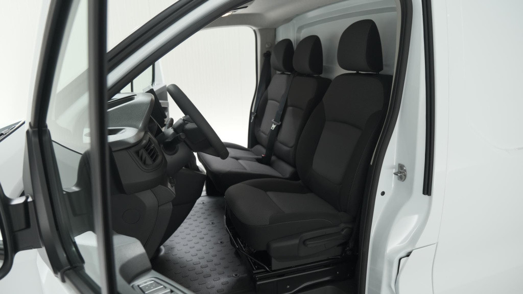 Renault Trafic 2.0 dci 150 t30 l2h1 comfort | parkeersensoren | vloerplaat 