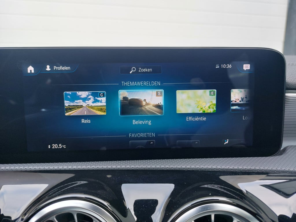 Mercedes-Benz Cla shooting brake 250 premium plus | zeer rijk uitgerust