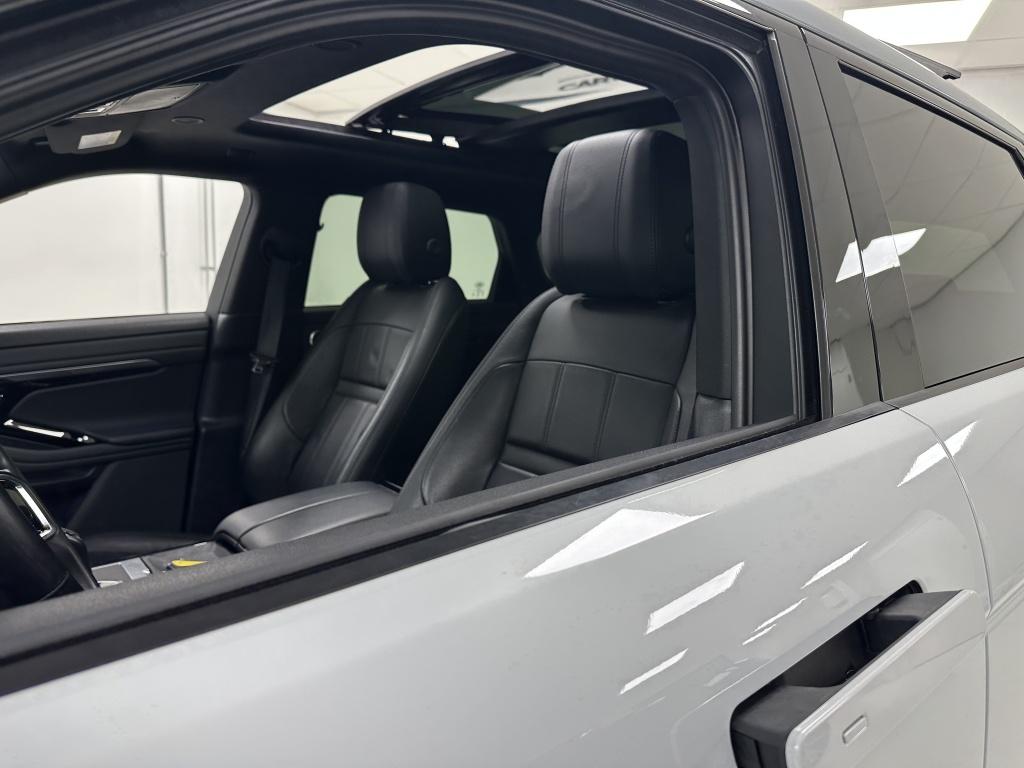 Land Rover Range Rover 1.5 p300e awd nolita ed. | panoramadak | meridian |