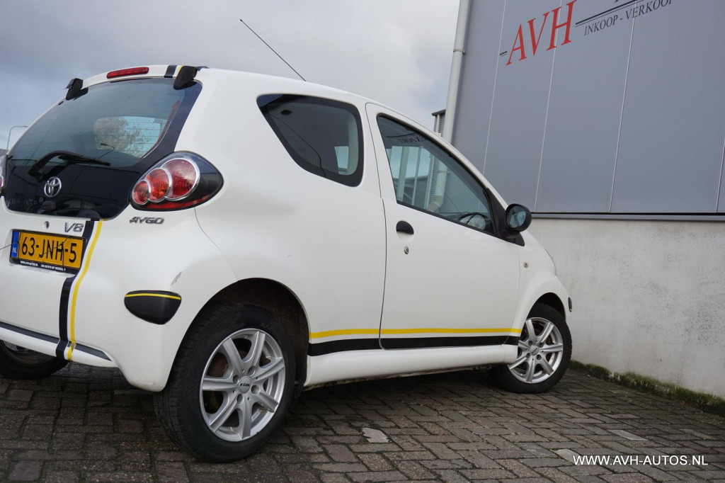 Toyota Aygo 1.0-12v access