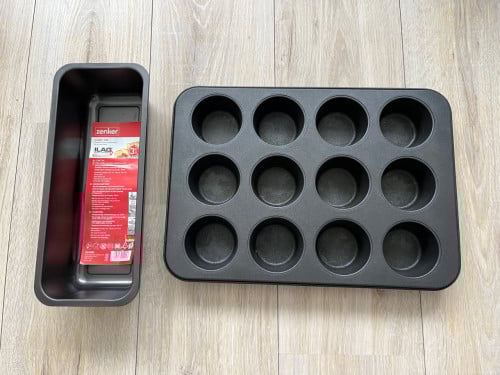 Cakeblik en muffinblik (nieuwe staat)
