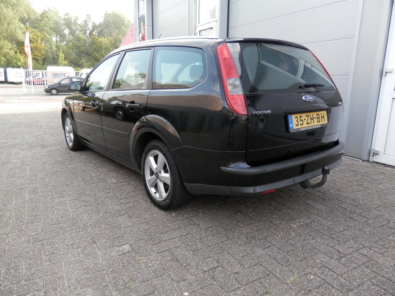 Auto Garant Biedt Aan: Ford Focus 1.8 Ambiente