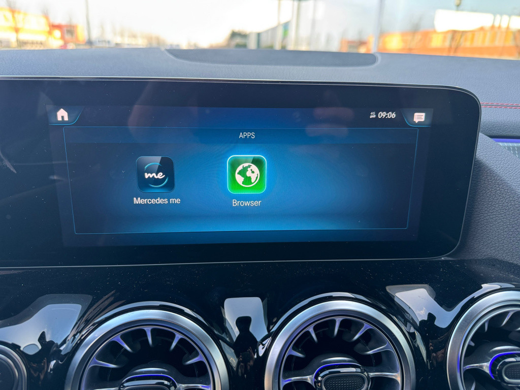 Mercedes-Benz Eqa 250 amg line 67 kwh automaat , night-pakket