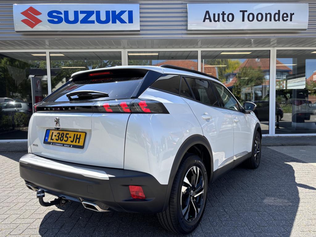 Peugeot 2008 automaat allure 1.2-130pk