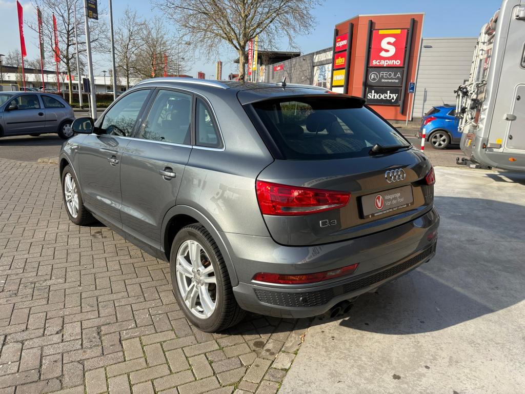 Audi Q3 1.4 tfsi cod adrenalin s-line