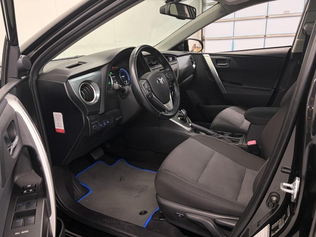 Toyota Auris touring sports 1.8 hybrid lease+