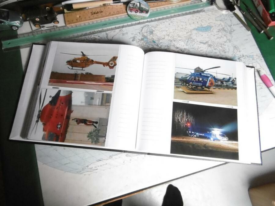 Deze  200 AMBULANCE   Helicopters  - 200   (reprint)