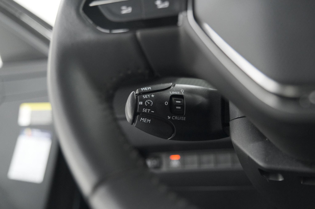 Peugeot 208 ev active pack 50 kwh | apple carplay | parkeersensoren | navig
