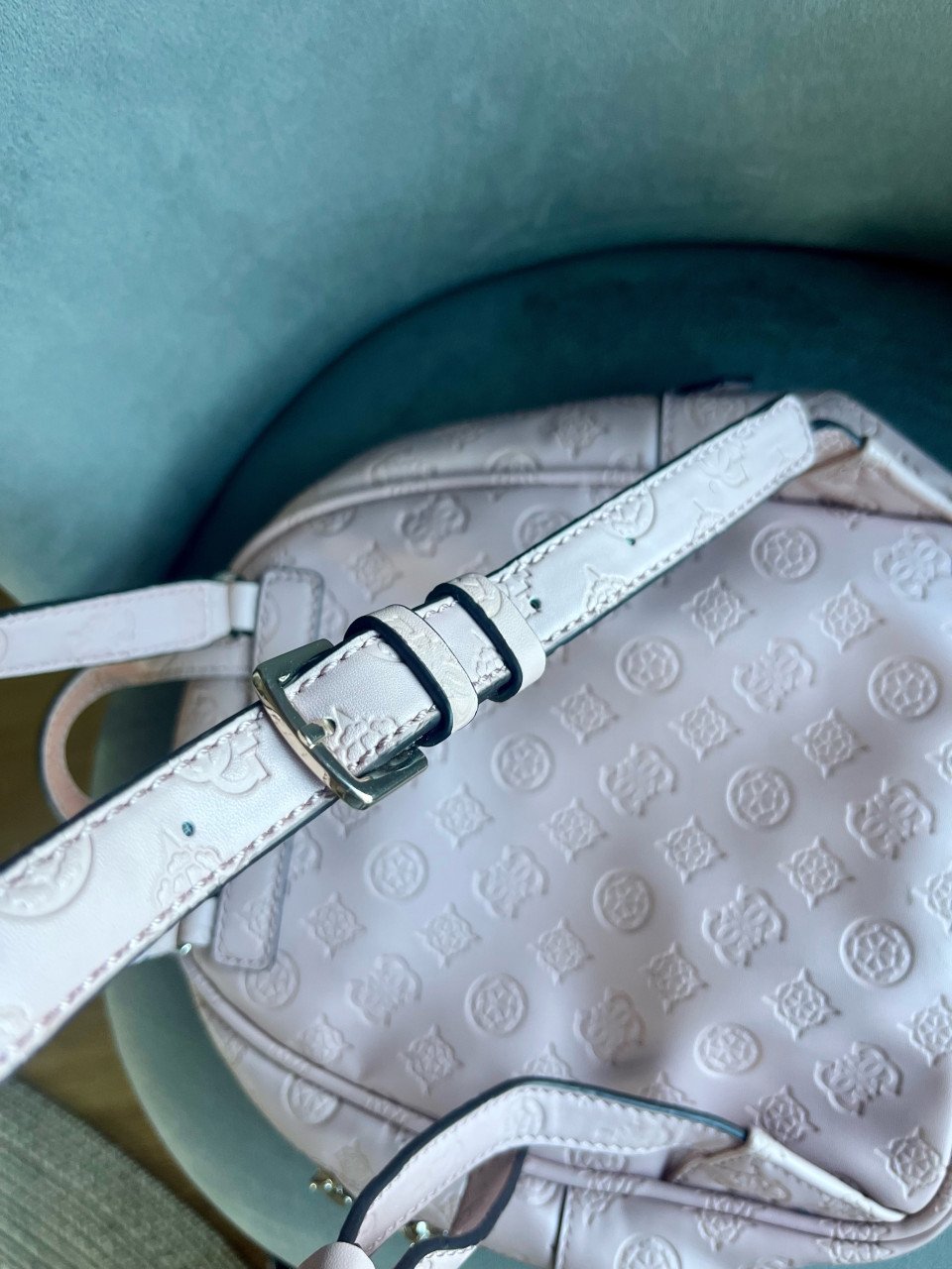 Guess rugtas licht rose