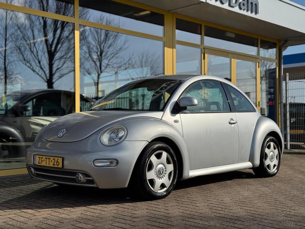 Volkswagen New Beetle 2.0 highline
