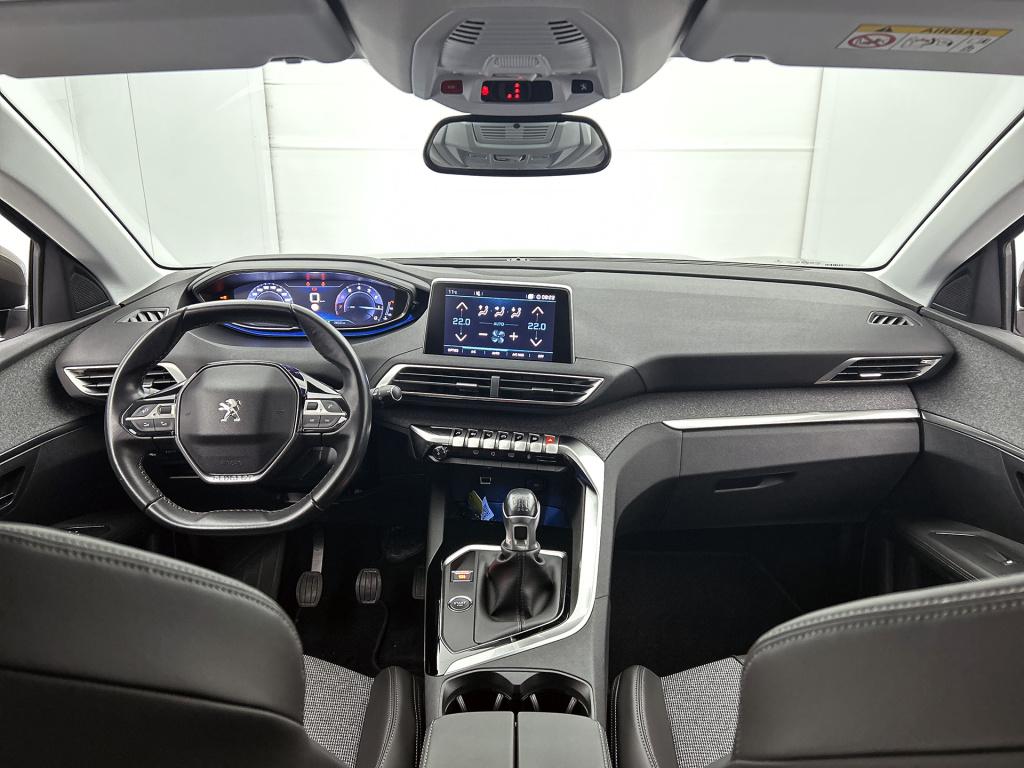 Peugeot 3008 130 pk allure | rijklaar | trekhaak | elektrische achterklep |