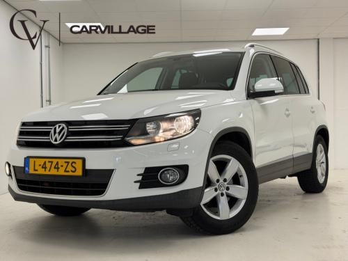 Volkswagen Tiguan 1.4 tsi sport&style | navi | stoelverwarming | clima stoe