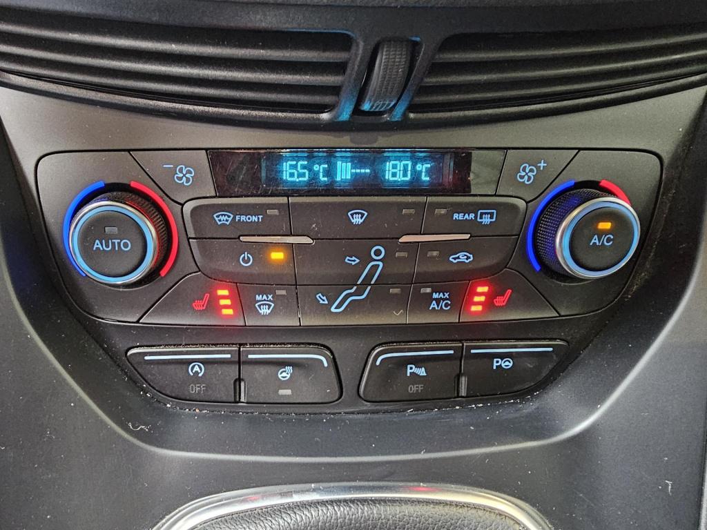 Ford C-max 1.0 titanium