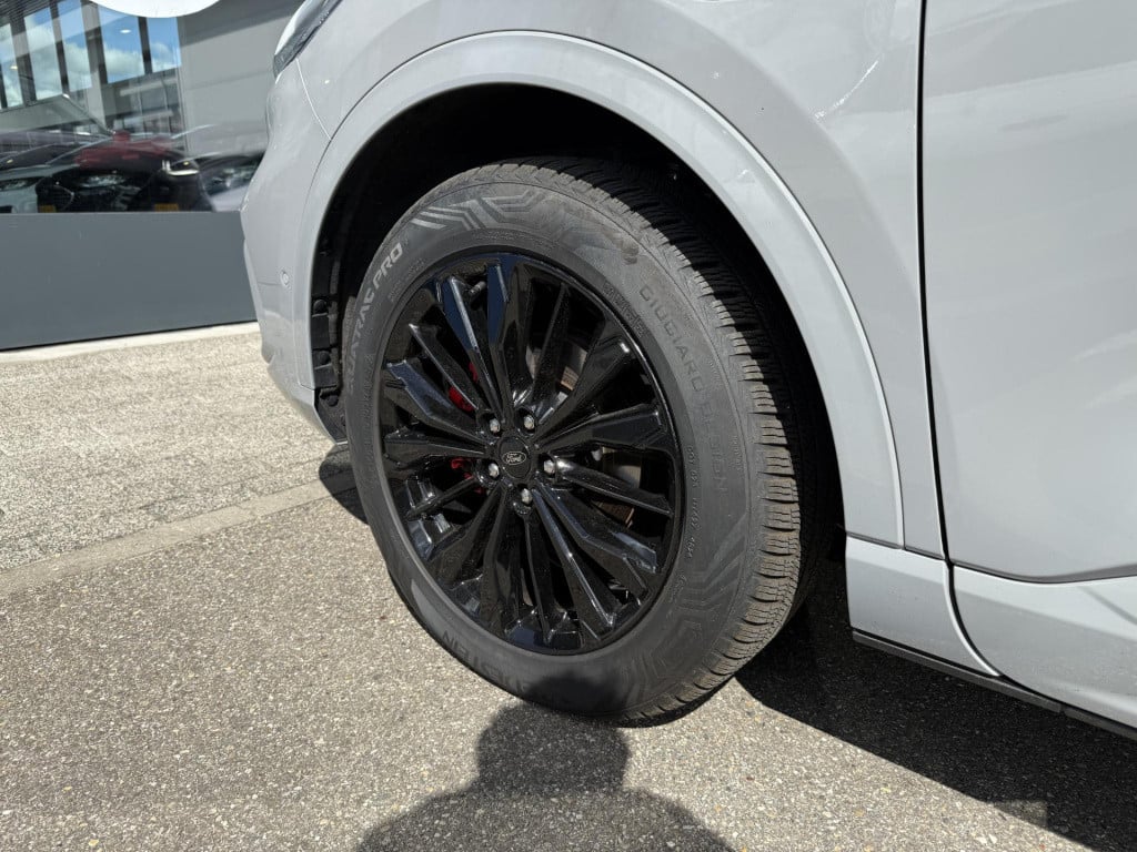 Ford Kuga 2.5 phev graphite tech edition 19'' lmv | trekhaak | panoramadak 