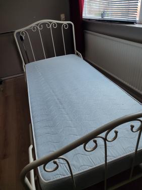 1 pers bed met matras