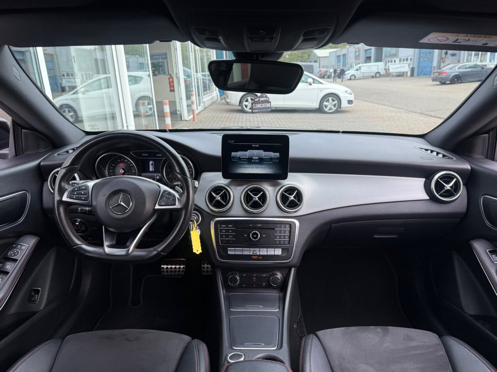 Mercedes-Benz Cla shooting brake 180 amg night edition plus