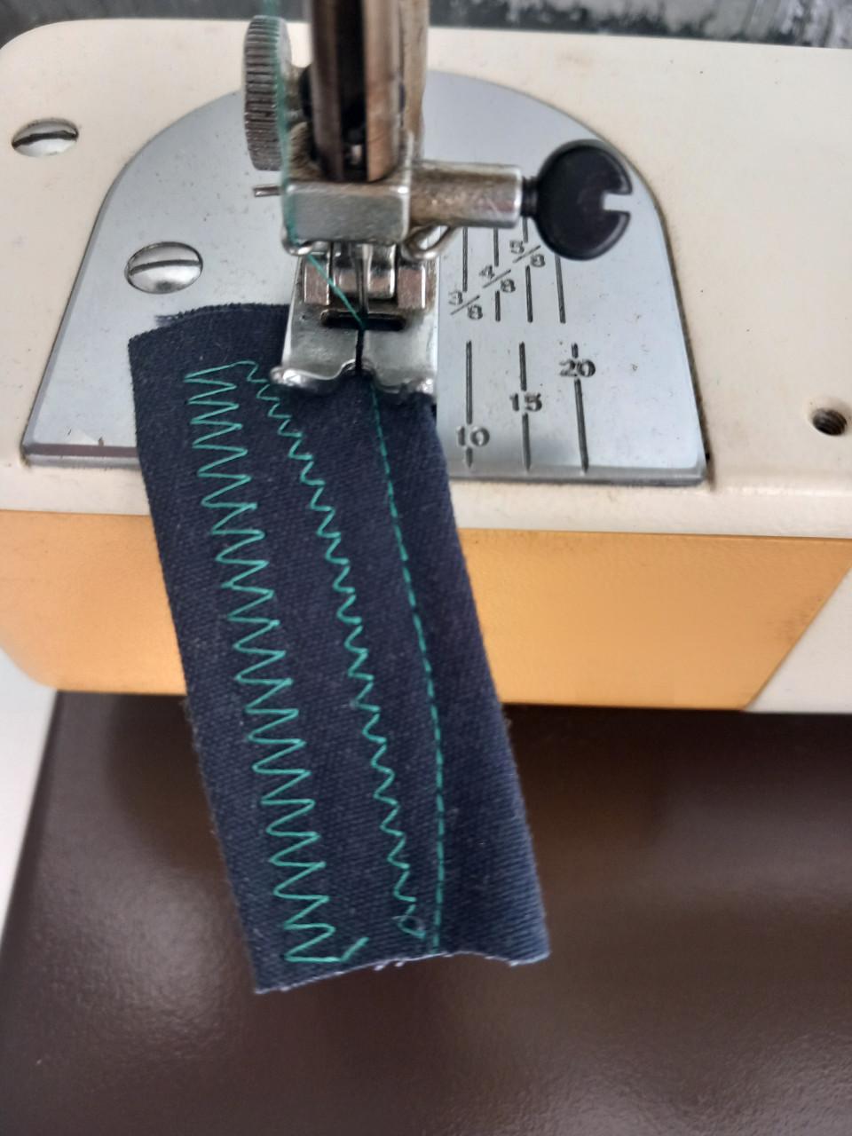 PFAFF/KAYSER vrije arm zig-zag naaimachine
